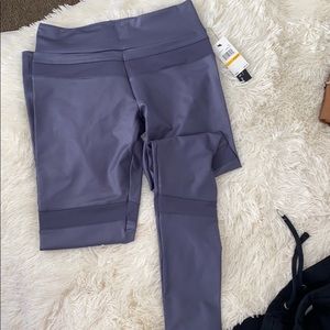 Women’s workout leggings - Peony & Me